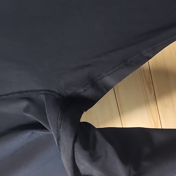 Womans Nike Tight Fit Regular length leggings Size Medium NEW - Picture 3 of 8